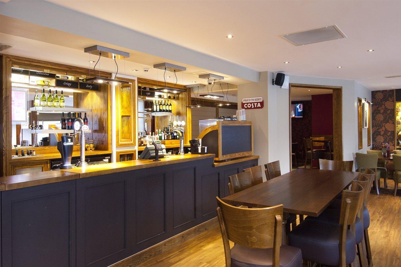 Premier Inn Bradford Central Bagian luar foto
