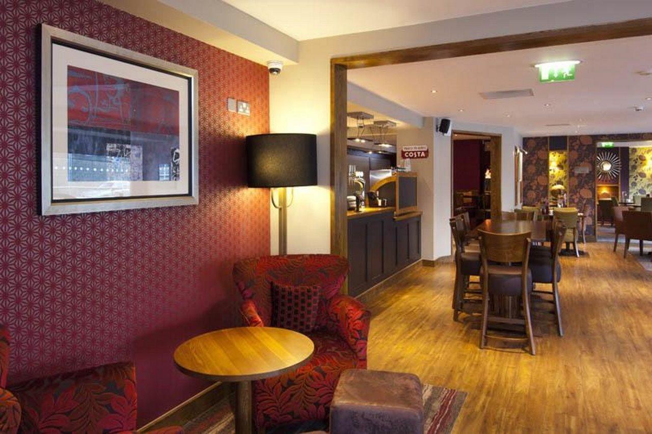 Premier Inn Bradford Central Bagian luar foto