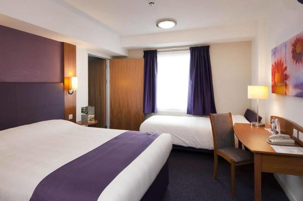 Premier Inn Bradford Central Bagian luar foto