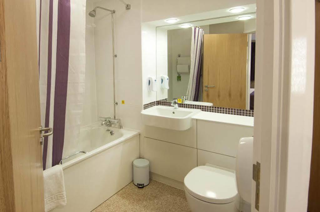 Premier Inn Bradford Central Bagian luar foto