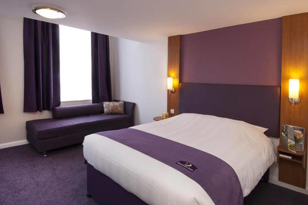 Premier Inn Bradford Central Bagian luar foto