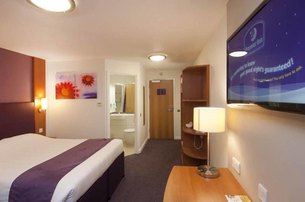 Premier Inn Bradford Central Bagian luar foto