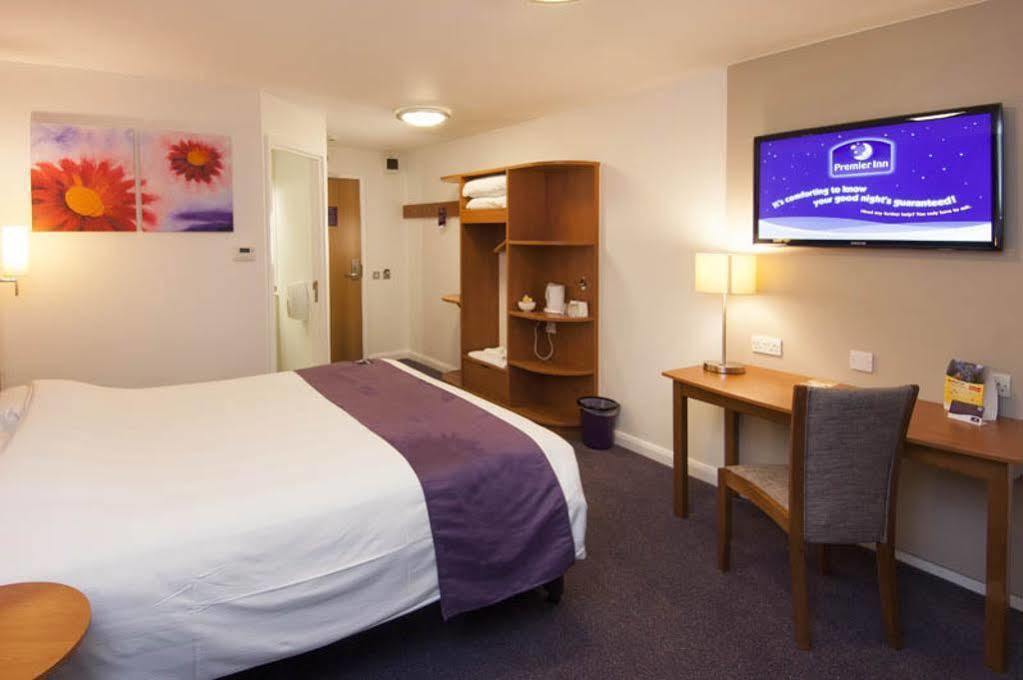 Premier Inn Bradford Central Bagian luar foto